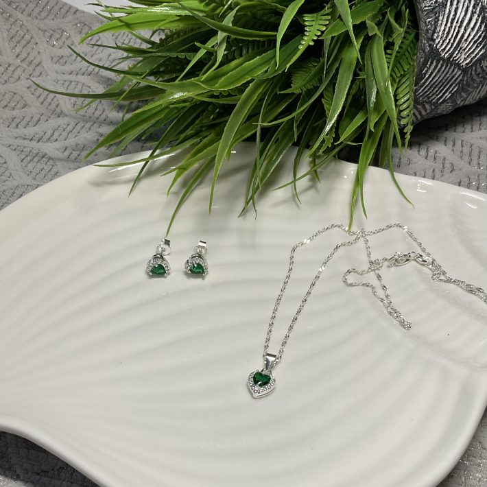 CONJUNTO CORAZON VERDE