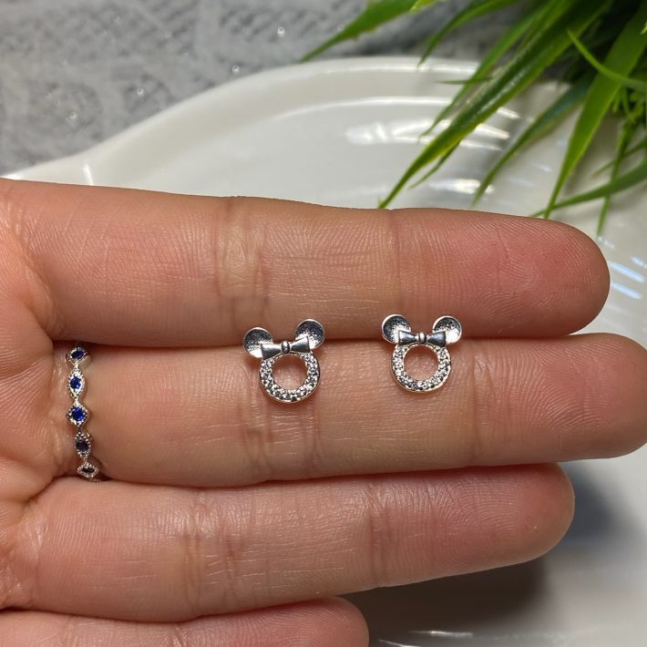 AROS MINNIE MICROCIRCONES CON BLANCOS