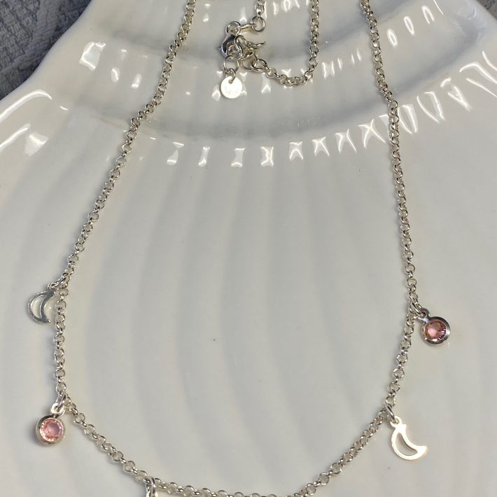 COLLAR LUNAS Y CIRCONES ROSADOS